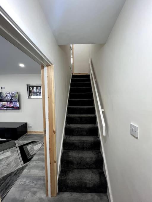 Luxury 3 Bed 3 Bedroom House Harborne Birmingham Esterno foto